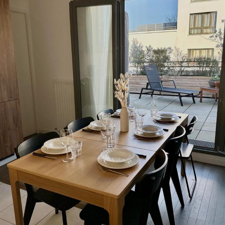 Luminous apartment with terraces - Apartment - 3