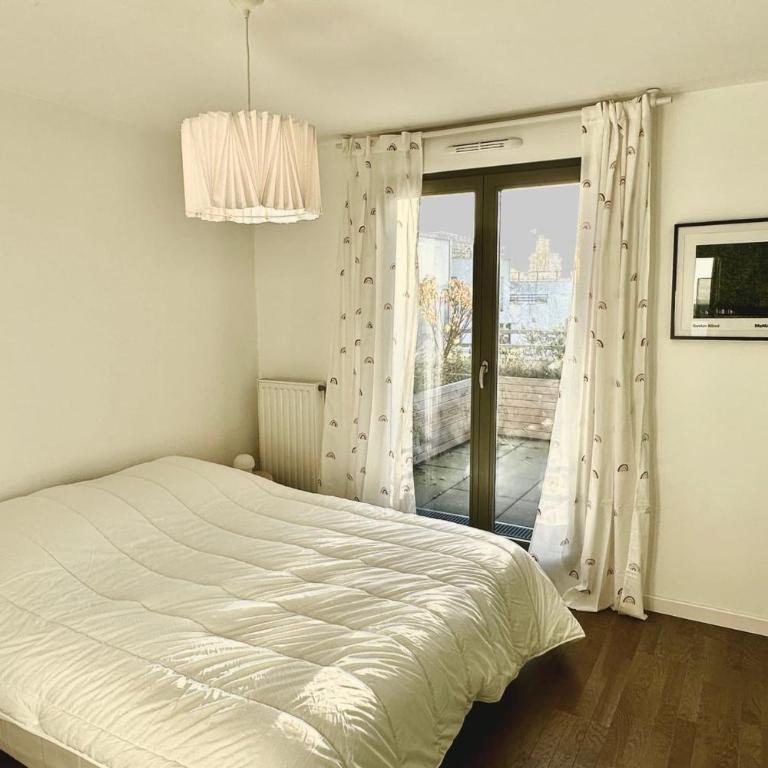 Luminous apartment with terraces - Apartment - 9