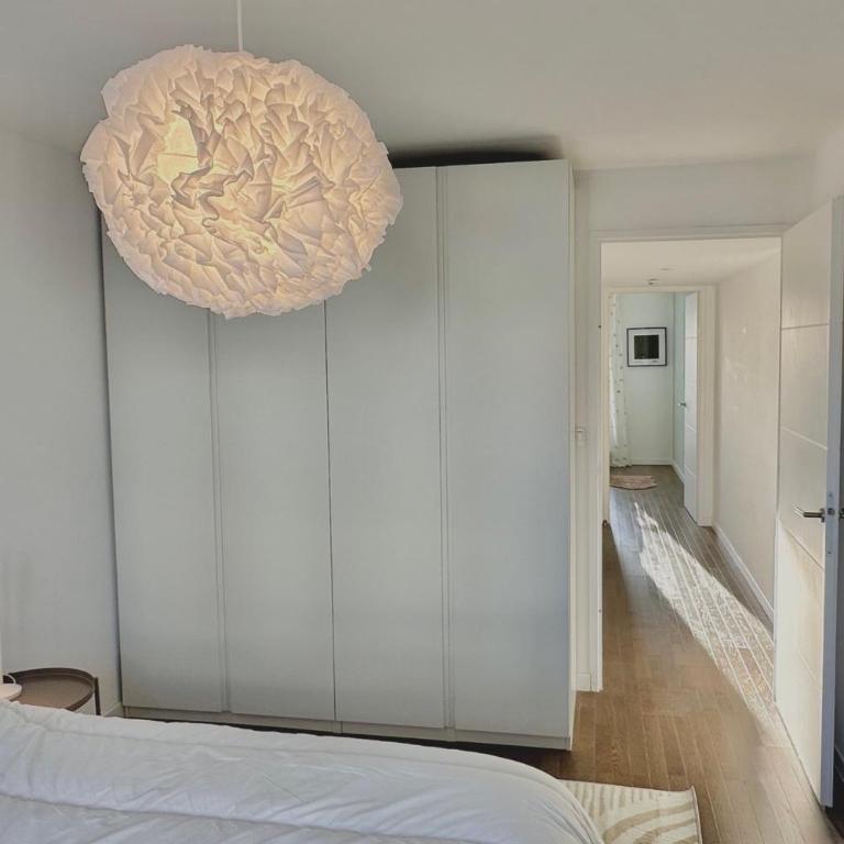 Luminous apartment with terraces - Apartment - 10
