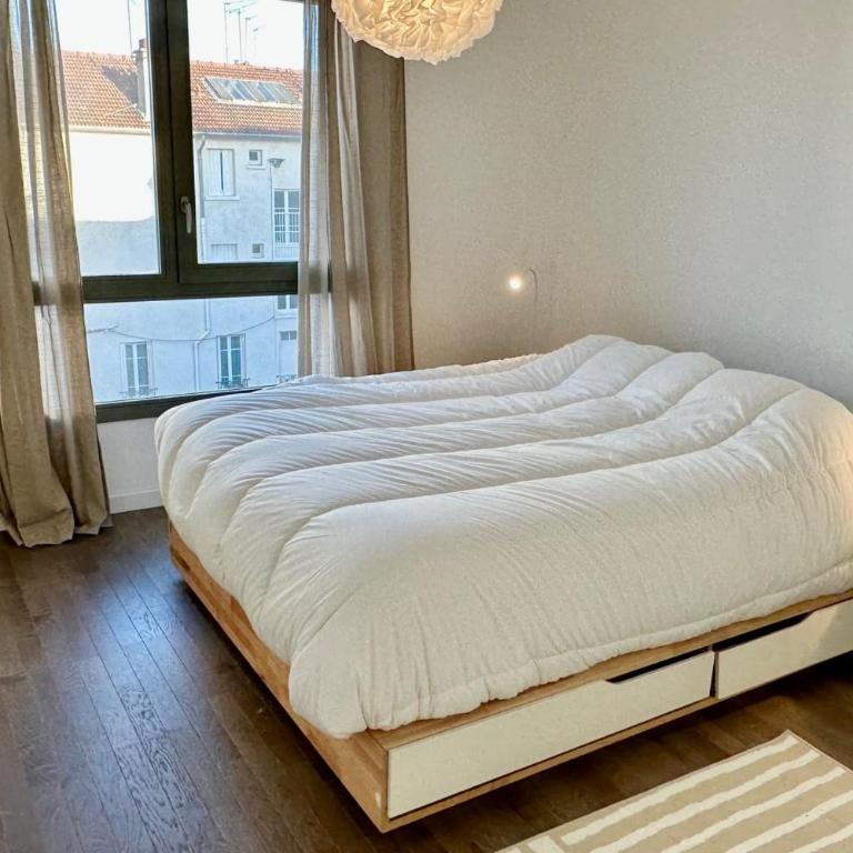 Luminous apartment with terraces - Apartment - 11
