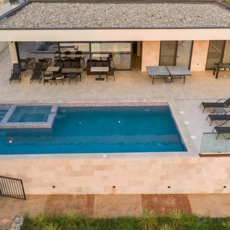 Villa Wakero with Heated Private Pool - Villa mit privatem Pool - 1