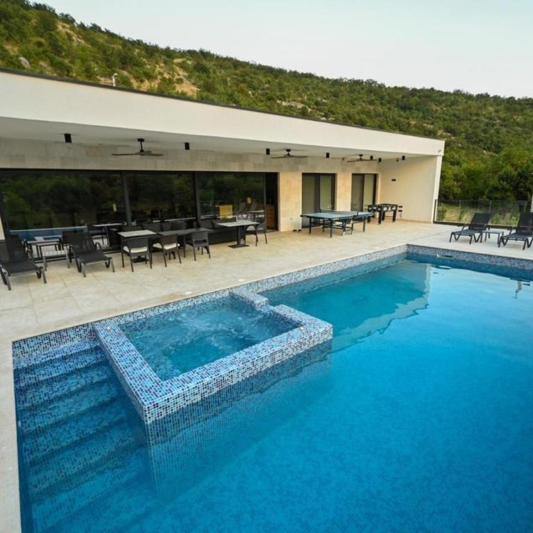 Villa Wakero with Heated Private Pool - Villa mit privatem Pool - 3