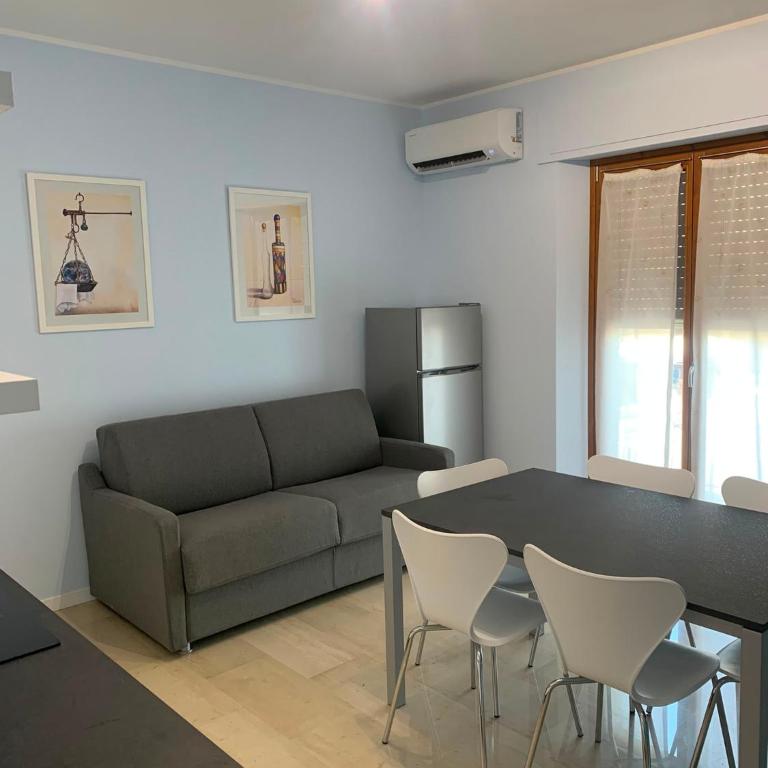 LoreMar appartamenti - Appartamento con 2 Camere da Letto e Terrazza - 5