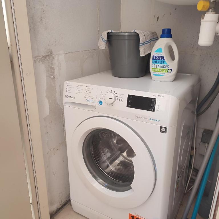 Studio de 25m2 - Extra centre - À 5 min à pied des plages - Commerces et restaurants sur place - Clim - Wifi - EXCEPTIONNEL - Studio Supérieur - 17
