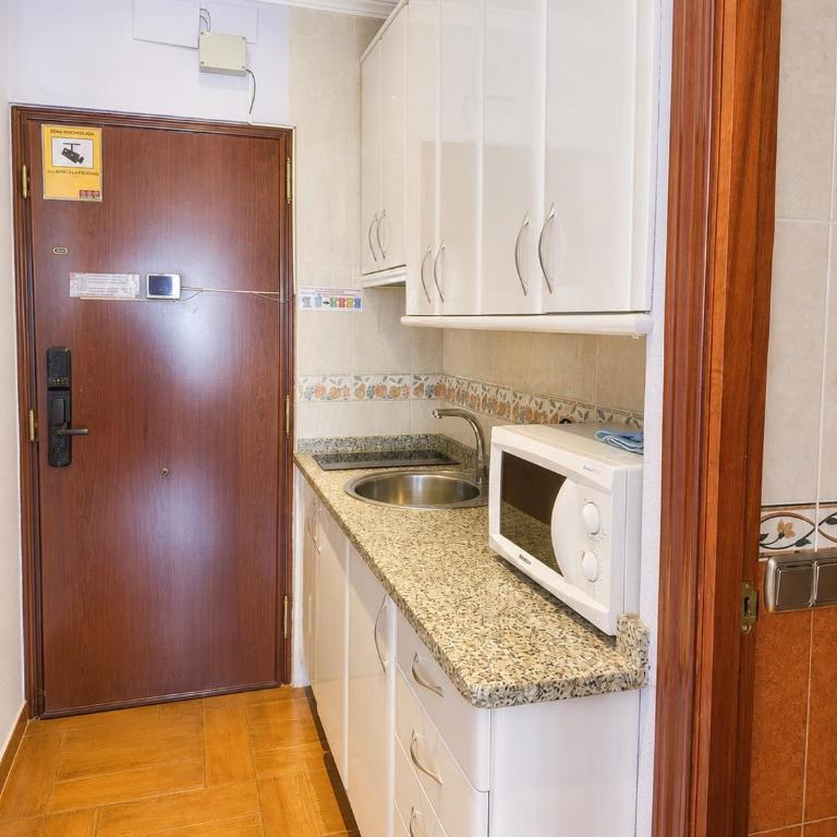 An apartment with an ocean view near the beach - Apartment mit 1 Schlafzimmer - 4