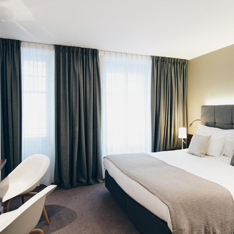 Hôtel des Voyageurs Boutique - Deluxe Doppel-/Zweibettzimmer - 3