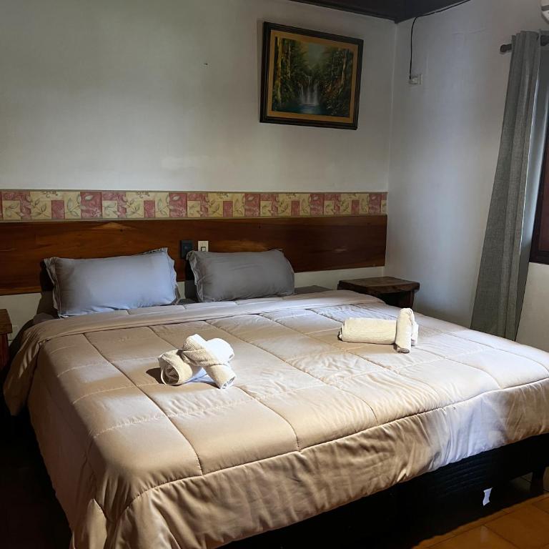Hotel & Restaurant Las Brisas - King Suite with Balcony - 9