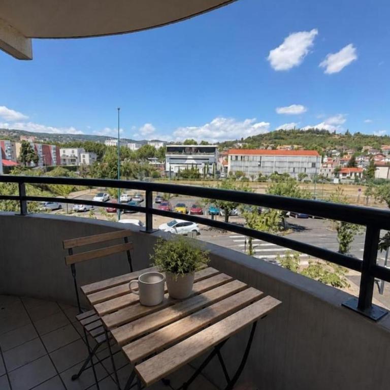 Studio en plein centre avec terrasse - Appartement 1 Chambre - 6