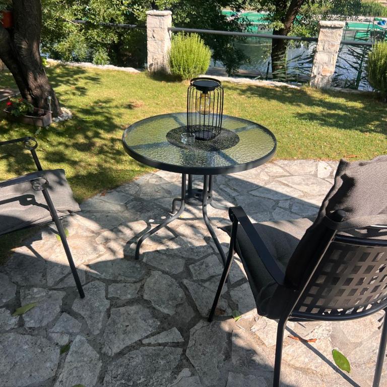Mali Raj uz Trebišnjicu - Apartman sa 1 Spavaćom Sobom - 19