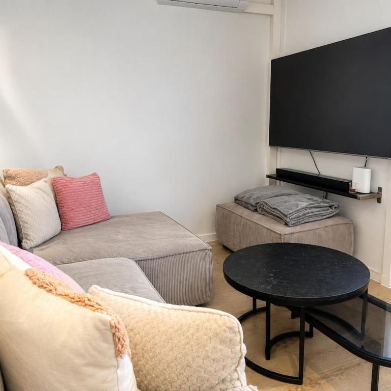 Appartement Cozy 2 pièces Terrasse Parking Clim - Appartamento con 1 Camera da Letto - 9