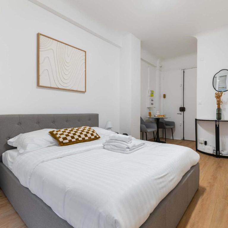 Studio elegant sacre coeur metro anvers - Paris 18 -2P - Studio - 3