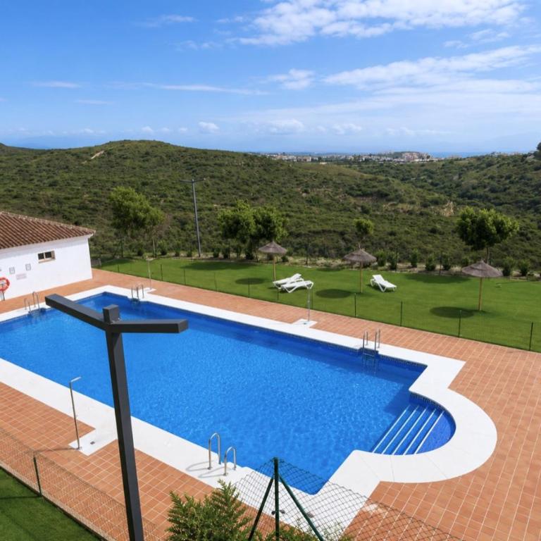 Cozy and quiet apartment with sea views - Two-Bedroom Apartment - 5