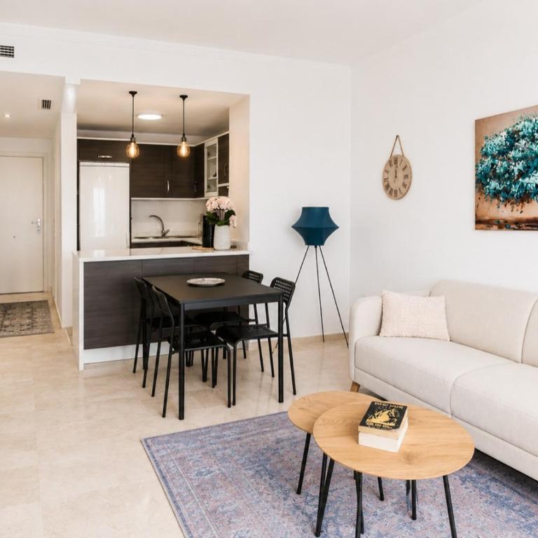 Cozy and quiet apartment with sea views - Two-Bedroom Apartment - 15