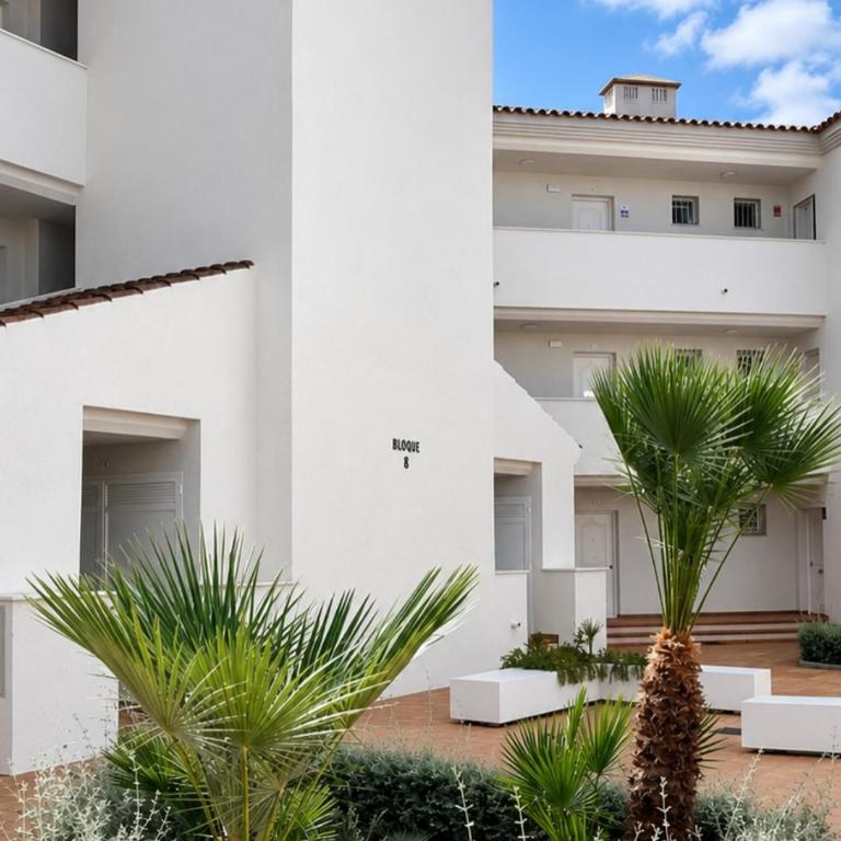 Cozy and quiet apartment with sea views - Two-Bedroom Apartment - 20