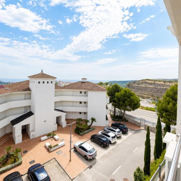 Cozy and quiet apartment with sea views - Two-Bedroom Apartment - 21