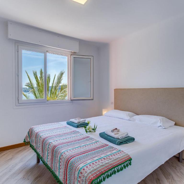 FLOTS BLEUS AP4513 By Riviera Holiday Homes - Appartement 2 Chambres avec Terrasse et Vue sur la Mer - 15