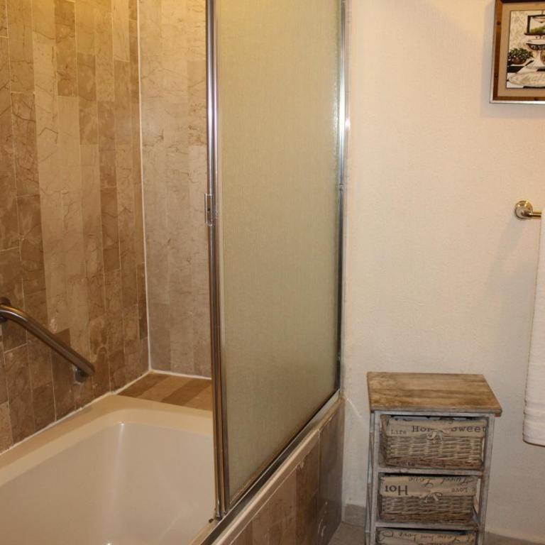 Sonoran Spa Ground Floor - 109-W - Apartment - 22