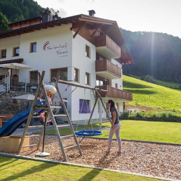 Ferienhof Blaas - Appartamento Deluxe con 2 Camere da Letto e Vista Giardino - 12