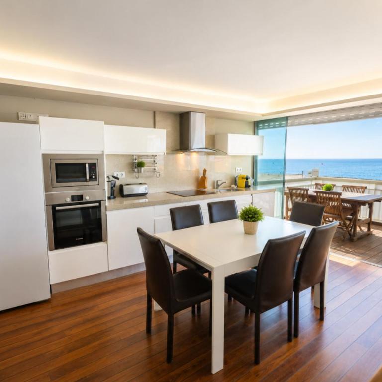 METROPOLITAN duplex - Apartamento con vistas al mar - 2