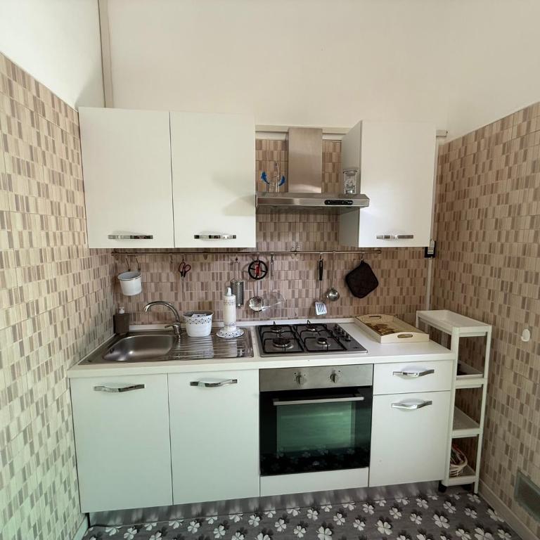 Via Frentana 17 - Appartamento con 1 Camera da Letto - 16