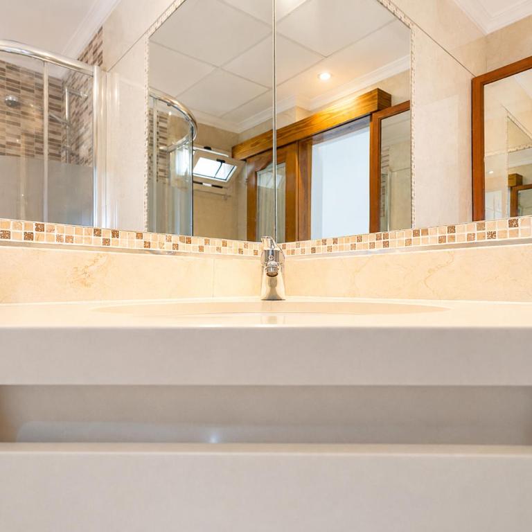 Sun Port Ocean Views - Renovated & Pool - Casa con 1 Camera da Letto - 12