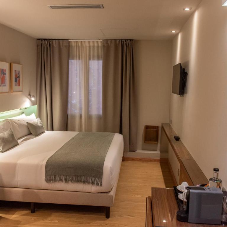 Hotel Vasanta - Standard Double Interior - 4
