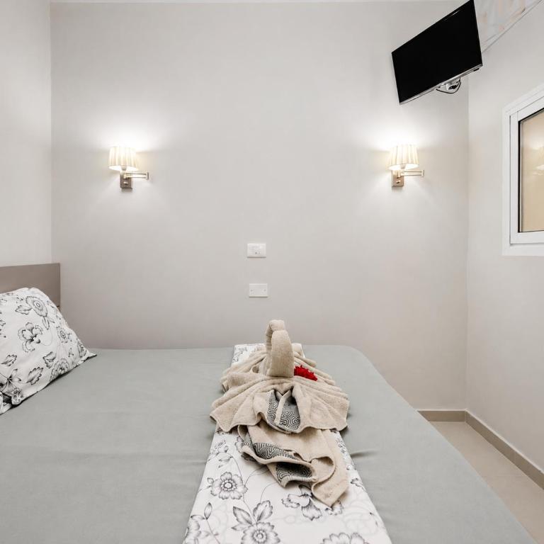 Sun Port Ocean Views - Renovated & Pool - Casa Vacanze - 10