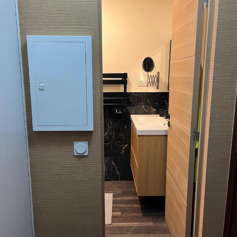 Cozy studio, close to Cannes, parking - Apartment mit 1 Schlafzimmer - 16