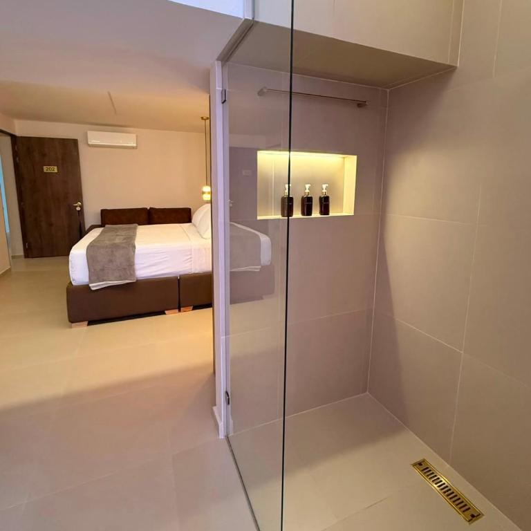 One Apartments Provenza - Queen Suite with Spa Bath - 9