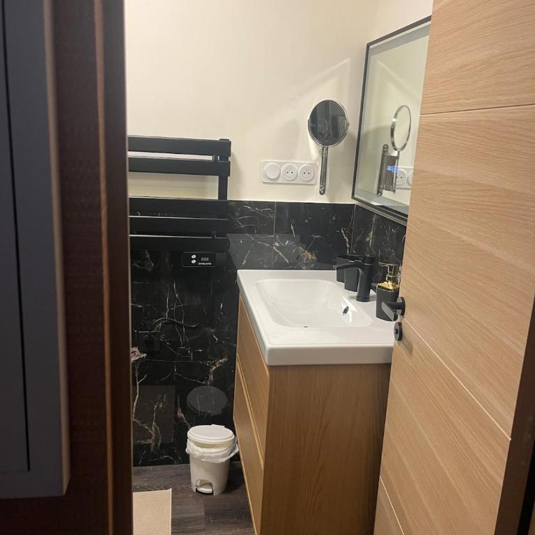 Cozy studio, close to Cannes, parking - Apartment mit 1 Schlafzimmer - 59