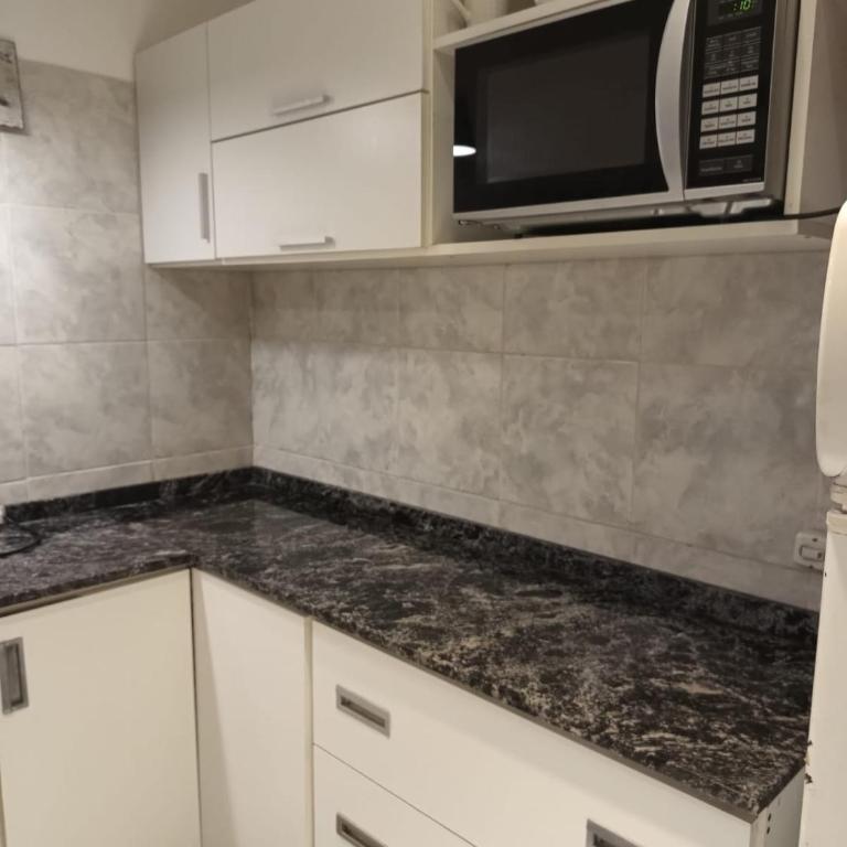 Monoambiente Moderno y confortable cerca del centro - Apartamento de 1 dormitorio - 2