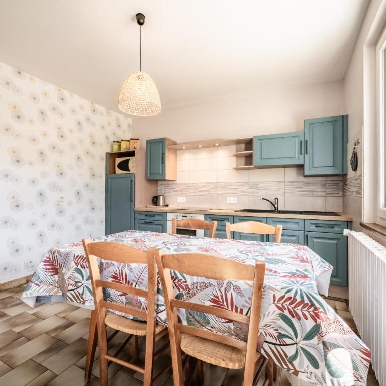 Gîte Du Noiret - Chambre Quadruple avec Douche - 4