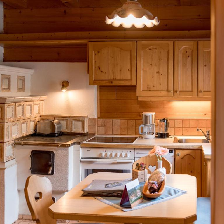 MEINE HEIMAT - Charming Mountain Apartments & Free Summercard - Apartment mit 2 Schlafzimmern und Balkon - 5