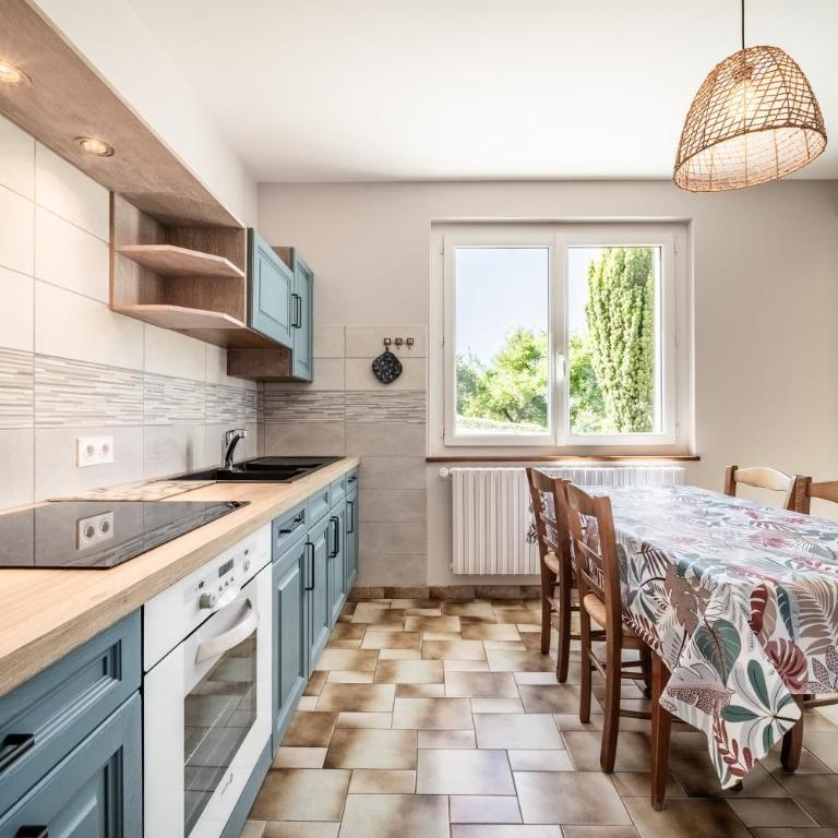 Gîte Du Noiret - Chambre Quadruple avec Douche - 5