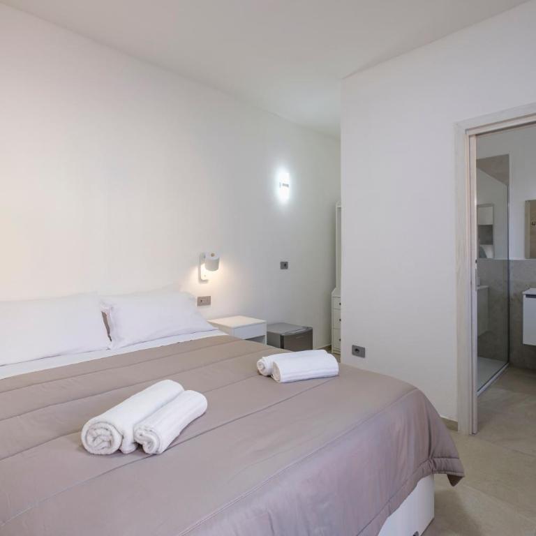 Taylor House - Your room in Olbia - Doppelzimmer mit eigenem Bad - 3