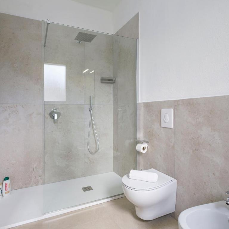 Taylor House - Your room in Olbia - Doppelzimmer mit eigenem Bad - 8