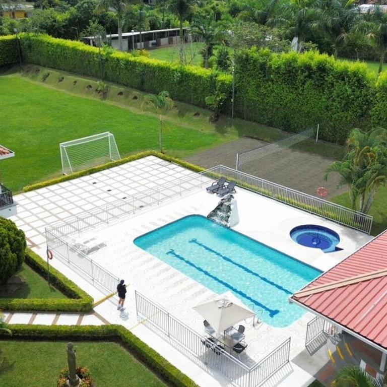 Casa Ideal para Eventos y Grupos - Futbol y Voley - Casa de 7 dormitorios - 6