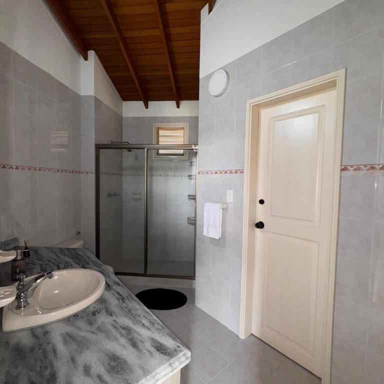 Casa Ideal para Eventos y Grupos - Futbol y Voley - Casa de 7 dormitorios - 12