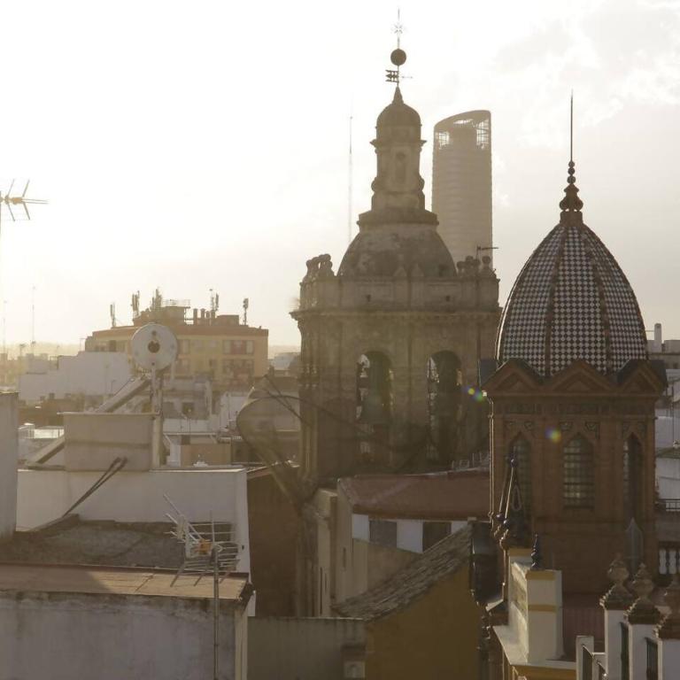 Ático dúplex con terraza propia Sevilla Centro - Apartamento - 42