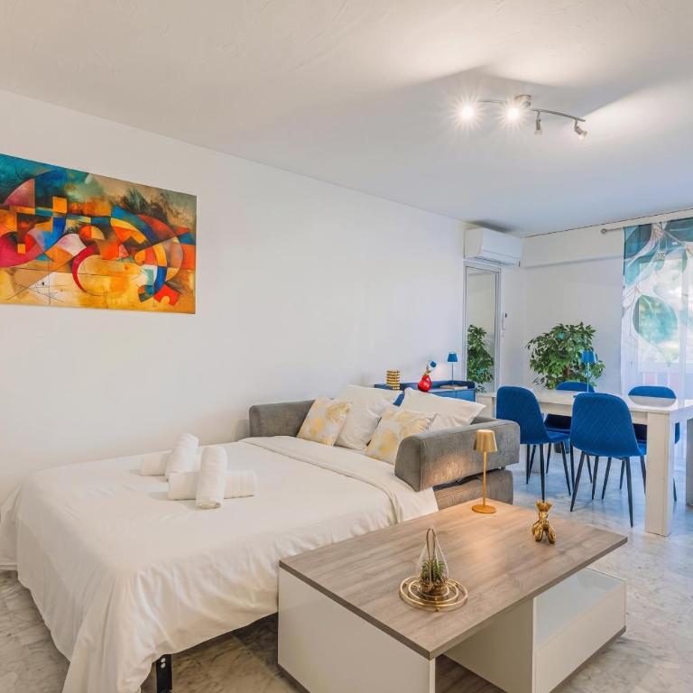 2 pièces 52m2 Clim Parking Terrasse Golfe-Juan - Appartement 1 Chambre - 27