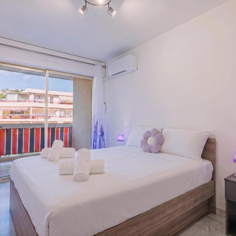 2 pièces 52m2 Clim Parking Terrasse Golfe-Juan - Appartement 1 Chambre - 18