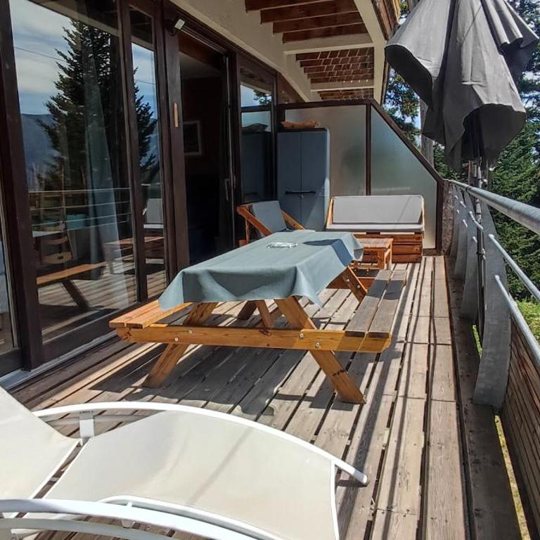Les Domaines de LArselle à Chamrousse 1700 - Arolles E11 Classé 3 étoiles - Appartement 2 Chambres - 1