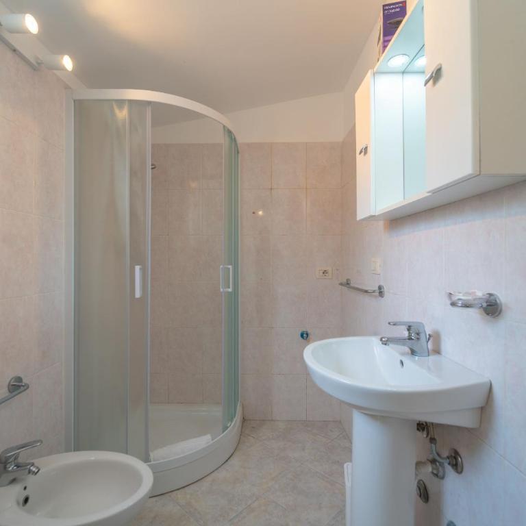 Brorent Casa Silvietta - Apartment - 12