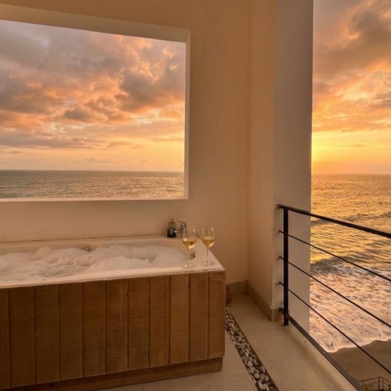 Jama Campay Hotel by Otium - King Suite with Spa Bath - 6