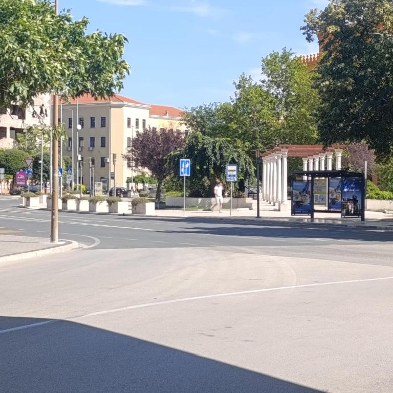 Yasmine City Apartment Mostar - One-Bedroom Apartment with City View - 6