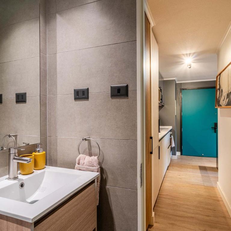 HOM I Depto Studio nuevo en MetroIrarrazabal Nunoa GB314 - Apartamento - 30