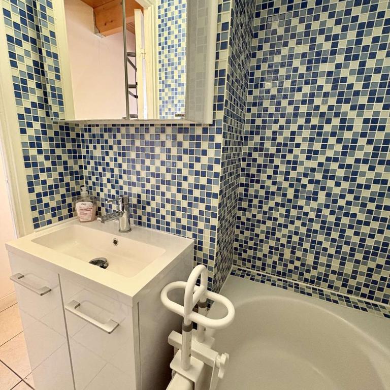 Appt 2 pièces rénové vue mer - climatisé - 4 personnes Cap d'Agde CT335-031 - Appartement 1 Chambre avec Balcon et Vue sur Mer - 13