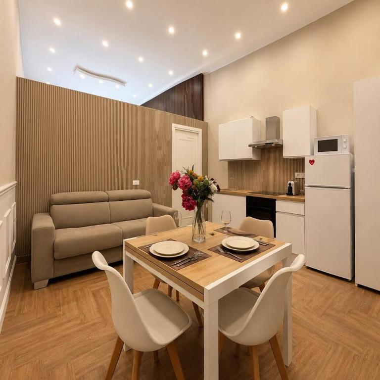 Casanova Naples central Boutique Apartment for 6 Guest - One-Bedroom Apartment - 8