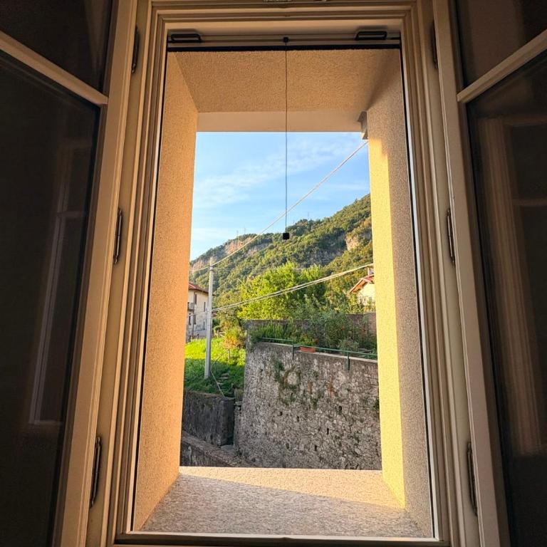 Olcium Holiday Rooms - Camera Matrimoniale con Vista Montagna - 2