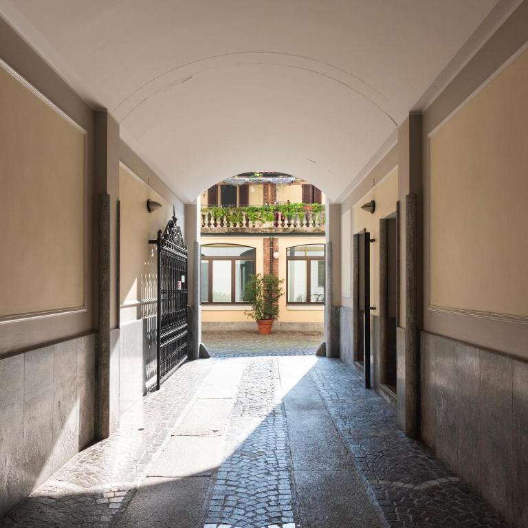 Youhosty - Lodi 12 D - One-Bedroom Apartment - 15